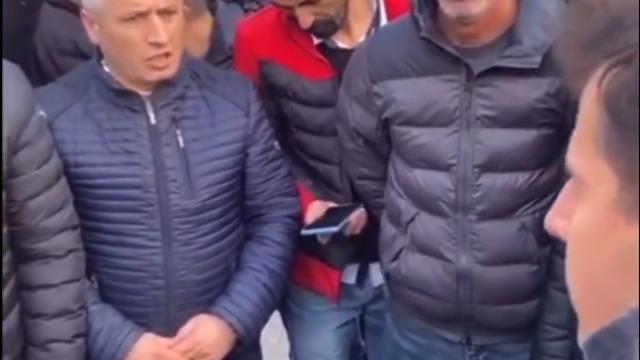 Ankaragücü taraftarı tesislere geldi, Emre Belözoğlu konuşma yaptı! Son kararını verdi istifa edecek mi?