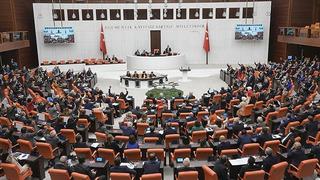 Meclis'te bütçe görüşmeleri ertelendi!