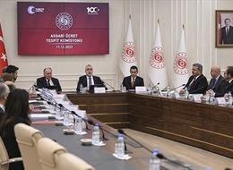 Asgari ücrette son dakika haberi | Bu yıl bir ilk yaşanıyor! 'Son derece önemli hamle' dedi, o detaya dikkat çekti: "Bir uzlaşma çıkmadığı taktirde..."