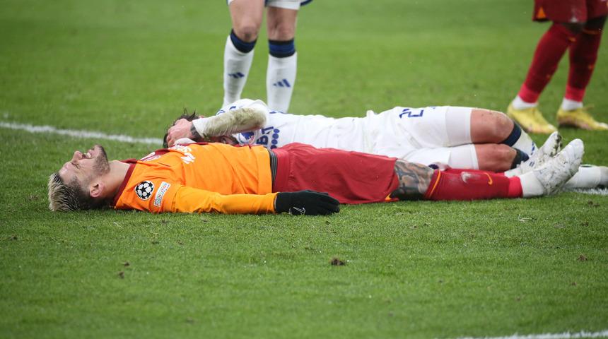 Galatasaray Şampiyonlar Ligi'nde Kopenhag'a yenildi, büyük bir serveti elinin tersiyle itmiş oldu!