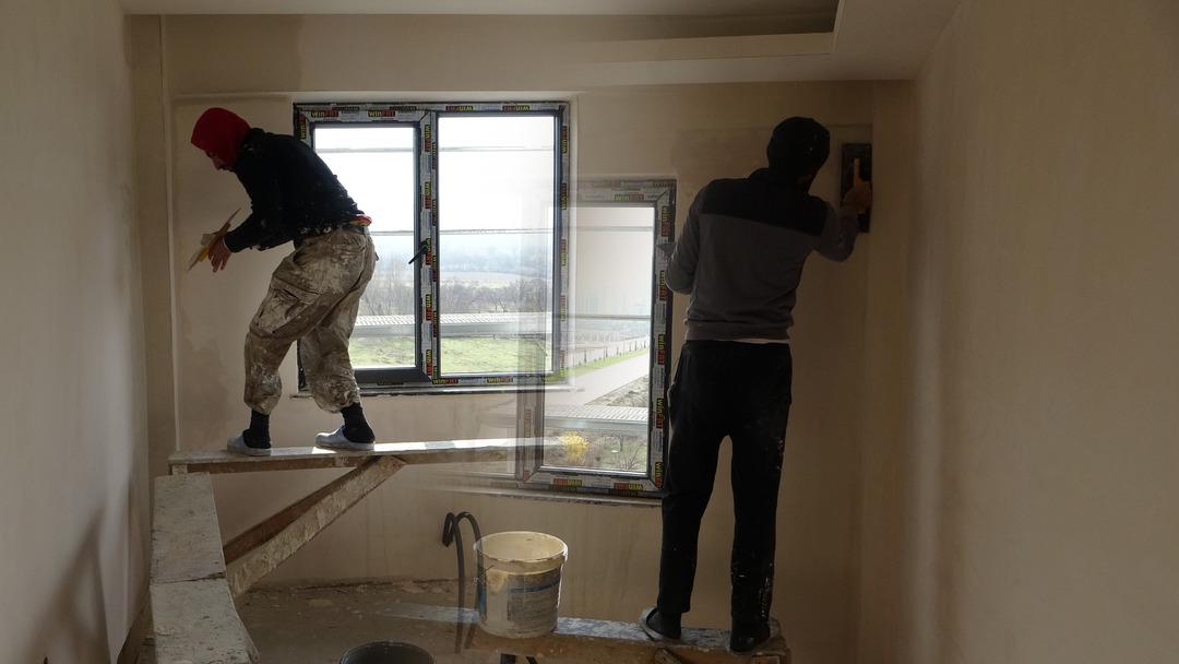 Vatandaşın g&uuml;ndemi: Asgari &uuml;cret! Yeni zam hesabı devam ederken Malatya'dan gelen haber şaşırttı! '70 bin TL'ye usta bulamıyoruz'