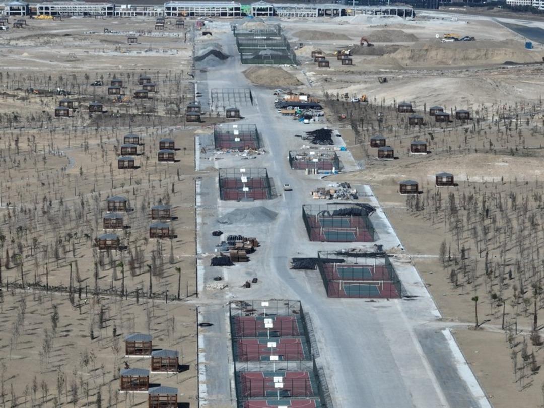 Sosyal medya bu kareleri konuşuyor! Atat&uuml;rk Havalimanı'nın son hali havadan g&ouml;r&uuml;nt&uuml;lendi: Pistlerin &uuml;zerine kuruluyor