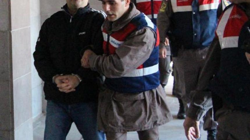 Isparta'da FETÖ davasında, mahkeme başkanından sanıklara tepki