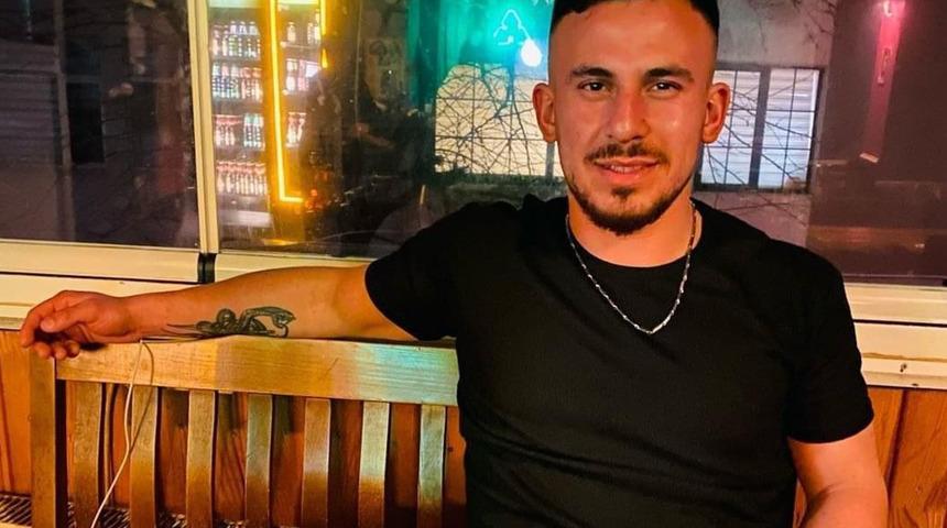 Korkunç olay! Silahla oynuyordu... Kendini vurdu