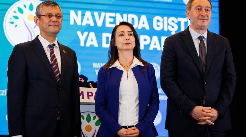 CHP Genel Başkanı Özgür Özel, DEM Parti'yi ziyaret etti! "Karşılıklı görüşmelerimiz sürecek"