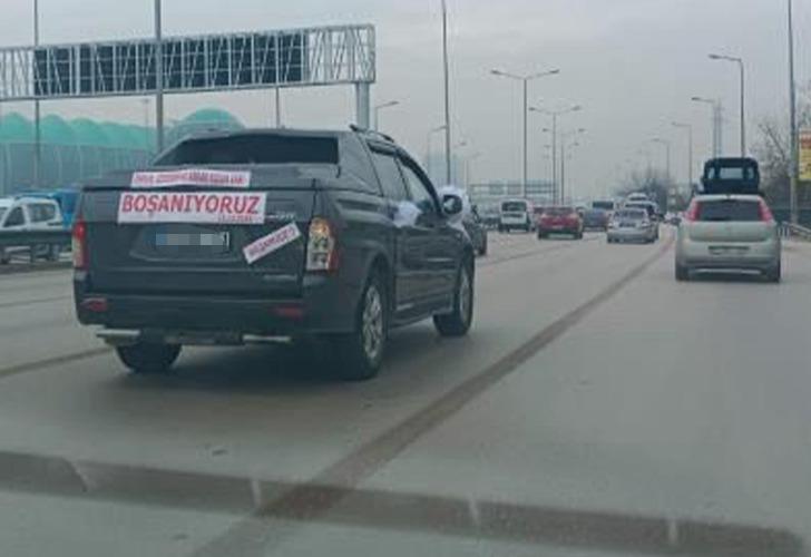 Gelin arabası gibi süslediği aracının arkasına 'Boşanıyoruz' yazdırdı! Sosyal medyada gündem oldu G1