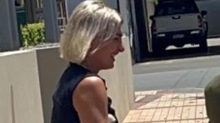 Kan donduran skandal! Evcil köpeklerini taciz eden kadını çektiği görüntüler ele verdi... Cep telefonundan çıkan görüntüler şoke etti