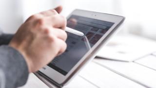 Çizim yaparken ilhamınıza ilham katacak en uygun fiyatlı ve kullanışlı tablet kalemleri