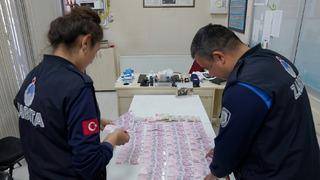 Dilencinin üzerinden çıkan para şaşkına çevirdi