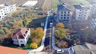 Altınova Belediyesi’nde ilçede asfaltlama çalışması