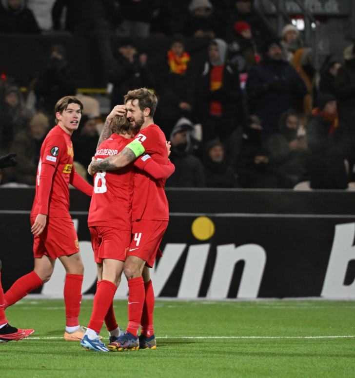 Fenerbahçe'nin grubunda gerçekleşen detay futbolseverleri şaşırttı! Yaşanan bu olay tarihte ilk ve kolay kolay tekrarlanmayacak cinsten G1