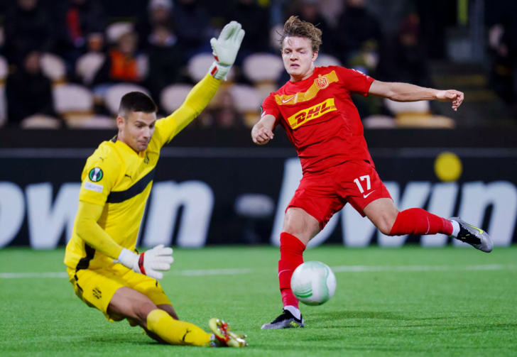 Fenerbahçe'nin grubunda gerçekleşen detay futbolseverleri şaşırttı! Yaşanan bu olay tarihte ilk ve kolay kolay tekrarlanmayacak cinsten G4