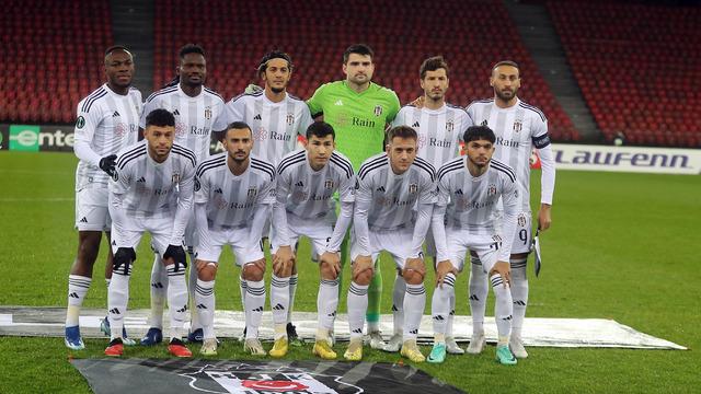 Beşiktaş rakibini gençlerle devirdi, taraftarının taktirini topladı! Helal olsun gençlere