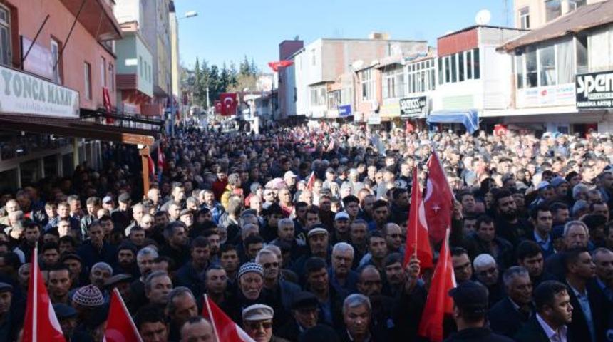 Mersin şehidini gözyaşlarıyla uğurladı