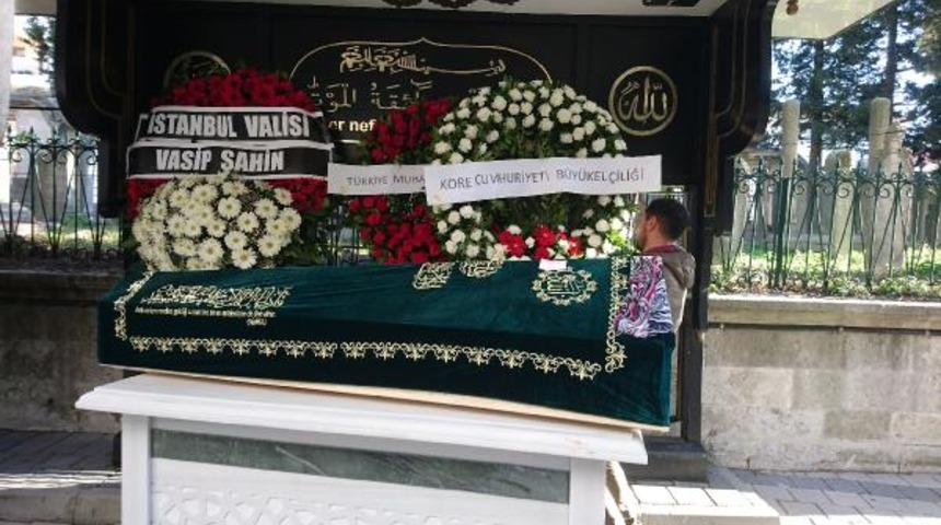 Dilbirliği &ccedil;ifti son yolculuğuna uğurlanıyor