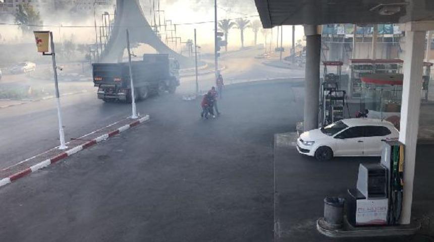 Ramallah'ta göstericilere gaz bombasıyla saldırıldı