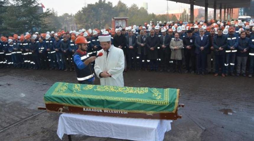 Trenin altında kalarak öldü (2)