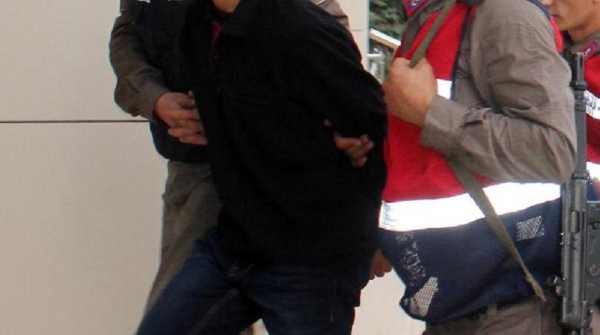Terör şüphelisi Emniyet binasından atlayıp intihar etti