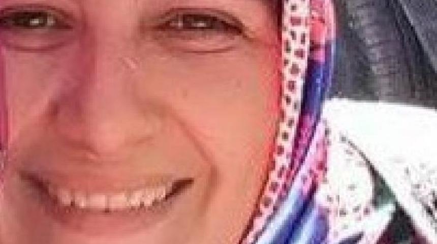 Eşini boşanma davasından bir gün önce öldürmüş