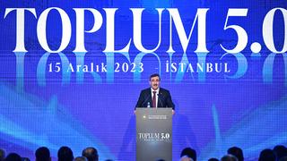 Cumhurbaşkanı Yardımcısı Cevdet Yılmaz'dan 'büyüme' açıklaması Yıl sonunu 4,4 gibi bir rakamla kapatmayı umut ediyoruz