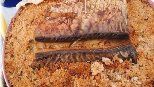 BALIKLI PİLAV TARİFİ! Kış aylarının vazgeçilmesi Bursa balıklı pilav nasıl nasıl yapılır? 