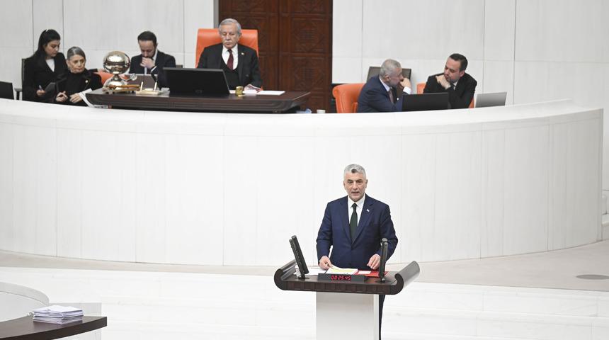 Bakan Bolat: Otomotiv, emlak piyasasında, kiralarda yüzde 20-25 civarında bir düşüş yaşandı