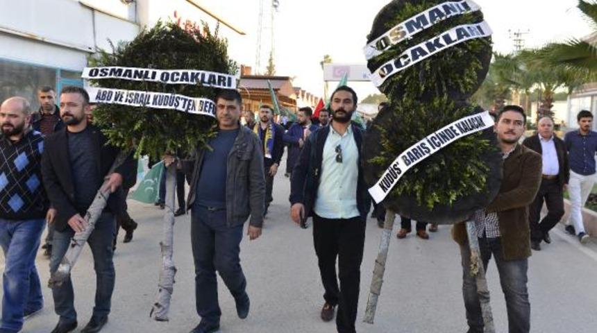 Osmanlı Ocakları'ndan İncirlik Üssü önünde 'Kudüs' protestosu
