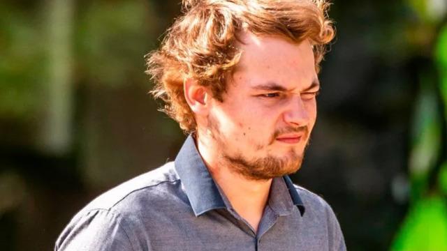 Ülkeyi harekete geçiren skandal olay! Ahıra girip inekle cinsel ilişkiye girmeye çalışan adamı diğer inekler ezdi... Üzgünüm diyerek kendisini savundu