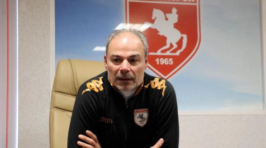 Samsunspor Teknik Direktörü İpekoğlu: "Kendi sahamızda daha çok sıkıntı çekiyoruz"