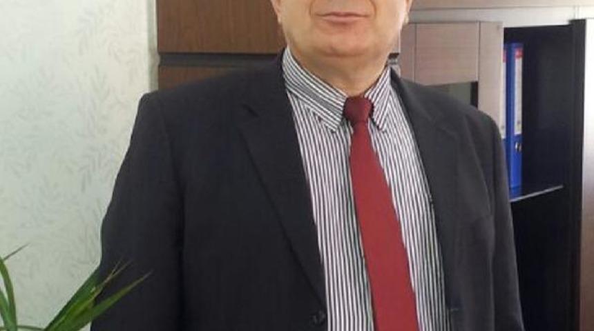 Prof. Dr. Bayram: İnternette vakit geçiren çocuk mutlu fakat başarısız oluyor