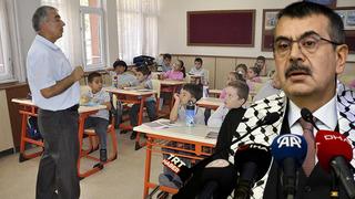 Sık sık gündeme gelen müfredat değişikliği eleştirilerine Bakan Tekin'den yanıt: Dinamik olmalı, sürekli güncellenmeli