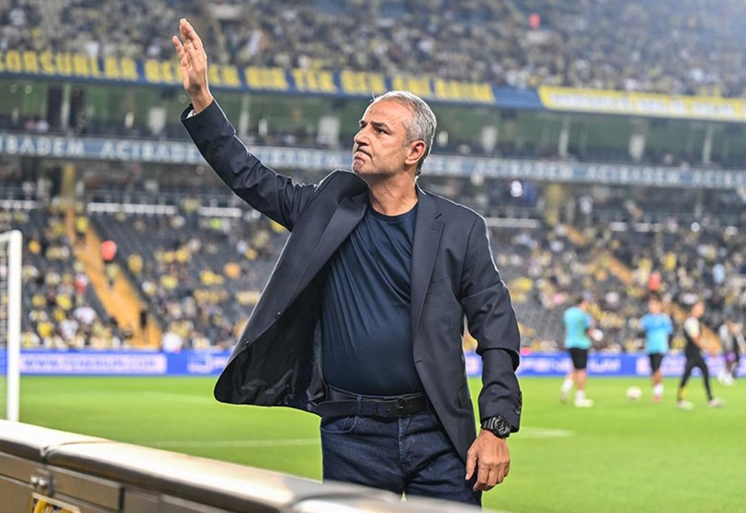 Fenerbah&ccedil;e'nin UEFA Konferans Ligi'ni kazanma ihtimali y&uuml;zde ka&ccedil;? İstatistik firması a&ccedil;ıkladı