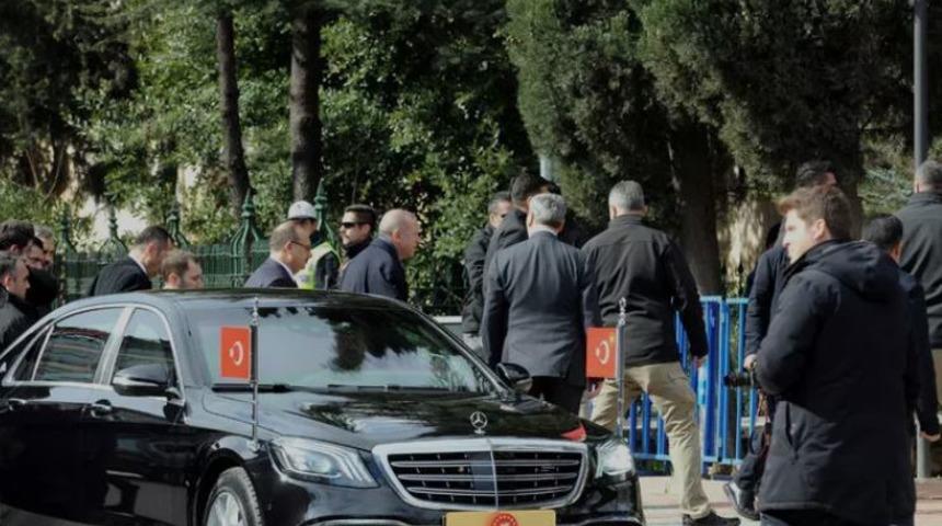 AK Parti'de 'İstanbul' hareketliliği! Temay&uuml;l yoklaması sonrası Cumhurbaşkanı Erdoğan başkanlığında dikkat &ccedil;eken toplantı