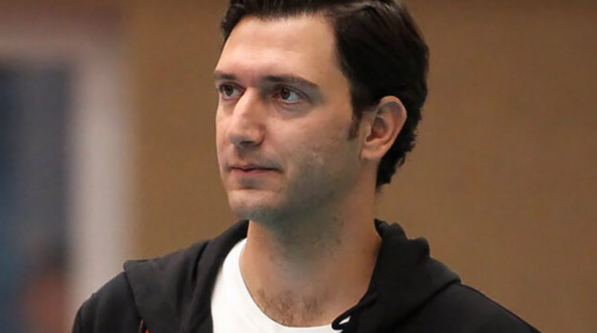 Eczacıbaşı antrenörü Ferhat Akbaş kimdir, kaç yaşında? Eczacıbaşı baş antrenörü Ferhat Akbaş aslen nereli? 