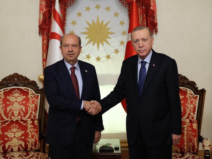 Erdoğan, İstanbul'da Tatar ile bir araya geldi
