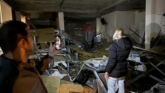 Faciadan dönüldü! Doğum günü sırasında asma tavan çöktü