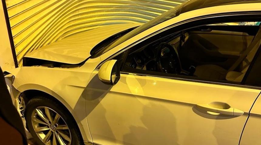 Mardin’de aracın dükkana daldığı kazanın görüntüleri ortaya çıktı