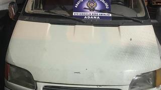 Adana'da araç hırsızlığı iddiasıyla 2 şüpheli tutuklandı