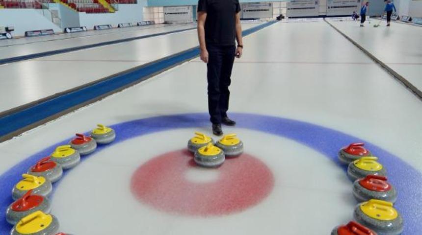 Curling Federasyonu'ndan, istismara karşı örnek uygulama
