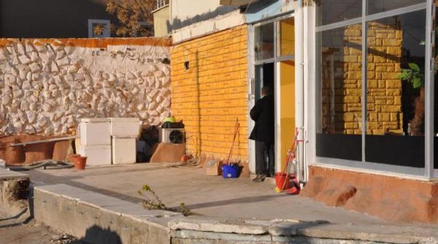 Balık restoranında birer gün arayla hırsızlık