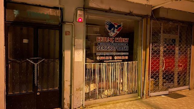 Güngören'de balkonunda çökme meydana gelen bina tedbiren boşaltıldı