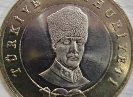 Darphane 100 milyon adet basmıştı! Madeni 5 Türk Lirası’ndaki Atatürk rölyefi sosyal medyada gündem oldu: 'Benzemiyor' tartışması...