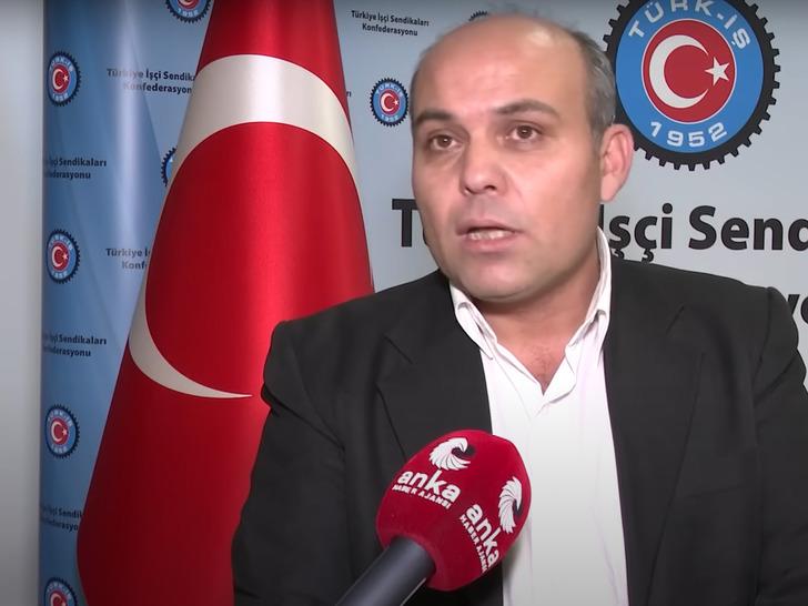 'Oğlum 10 lira istedi veremedim, sabaha kadar uyuyamadım...' Asgari Ücret Komisyonu'na katılan işçinin sözleri herkesi duygulandırdı! G5