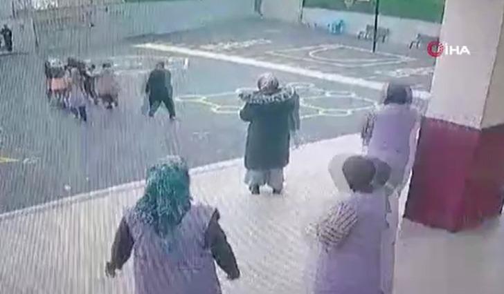 Veliden hamile öğretmene sınıfta öğrencilerin önünde saldırı! O anlar kamerada... Öğretmen baygınlık geçirdi G4