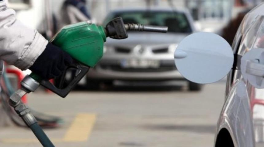 BENZİNE ZAM GELDİ! 20 Aralık 2023 Zam sonrası benzin ne kadar, motorin kaç TL? Araç sahiplerini üzen haber!