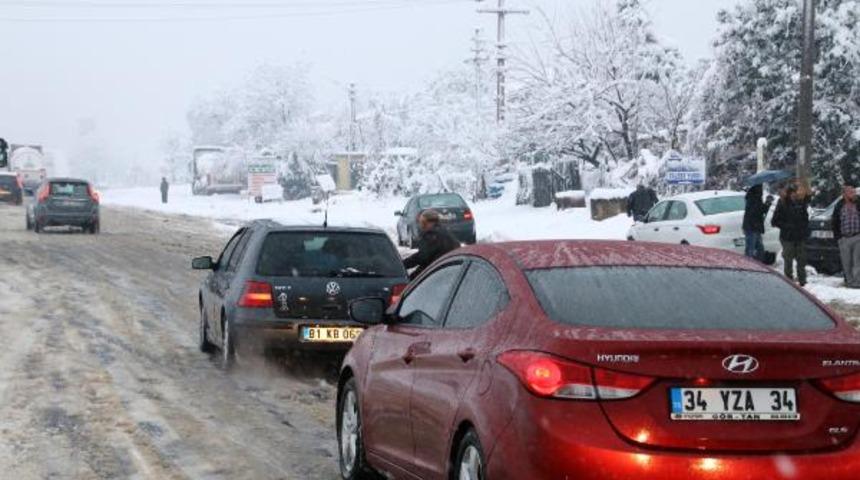 Düzce'nin 2 ilçesinde eğitime kar engeli
