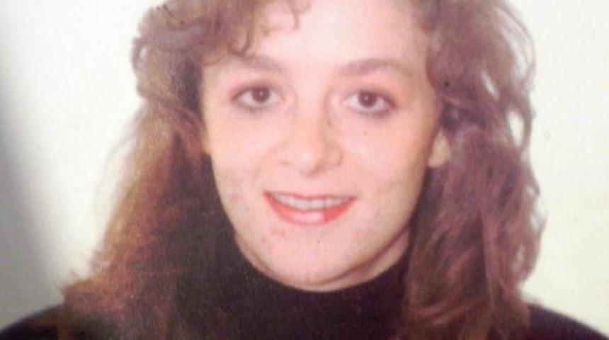 25 yıl &ouml;nce tecav&uuml;z edilerek &ouml;ld&uuml;r&uuml;len kadının adı kadın ve aile danışma merkezine verildi