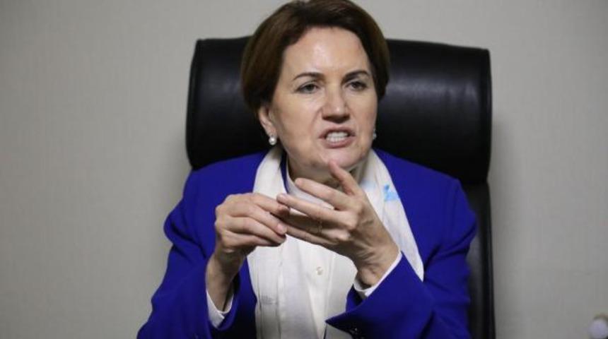 İyi Parti Genel Başkanı Akşener’e meşaleli karşılama (3)