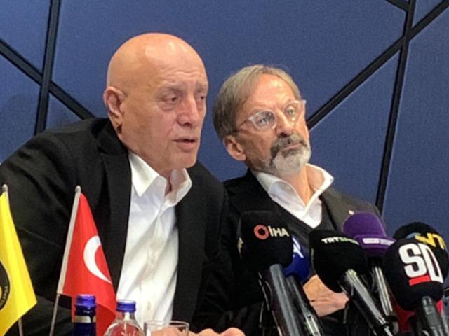 İstanbulspor Başkanı Ecmel Faik Sarıalioğlu'ndan açıklama! ''Benim inip birini tokatlayacak durumum yok, isterlerse küme düşürsünler!''