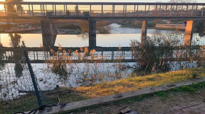 Fren yerine gaza bastı! Feci kaza: Çok sayıda yaralı var